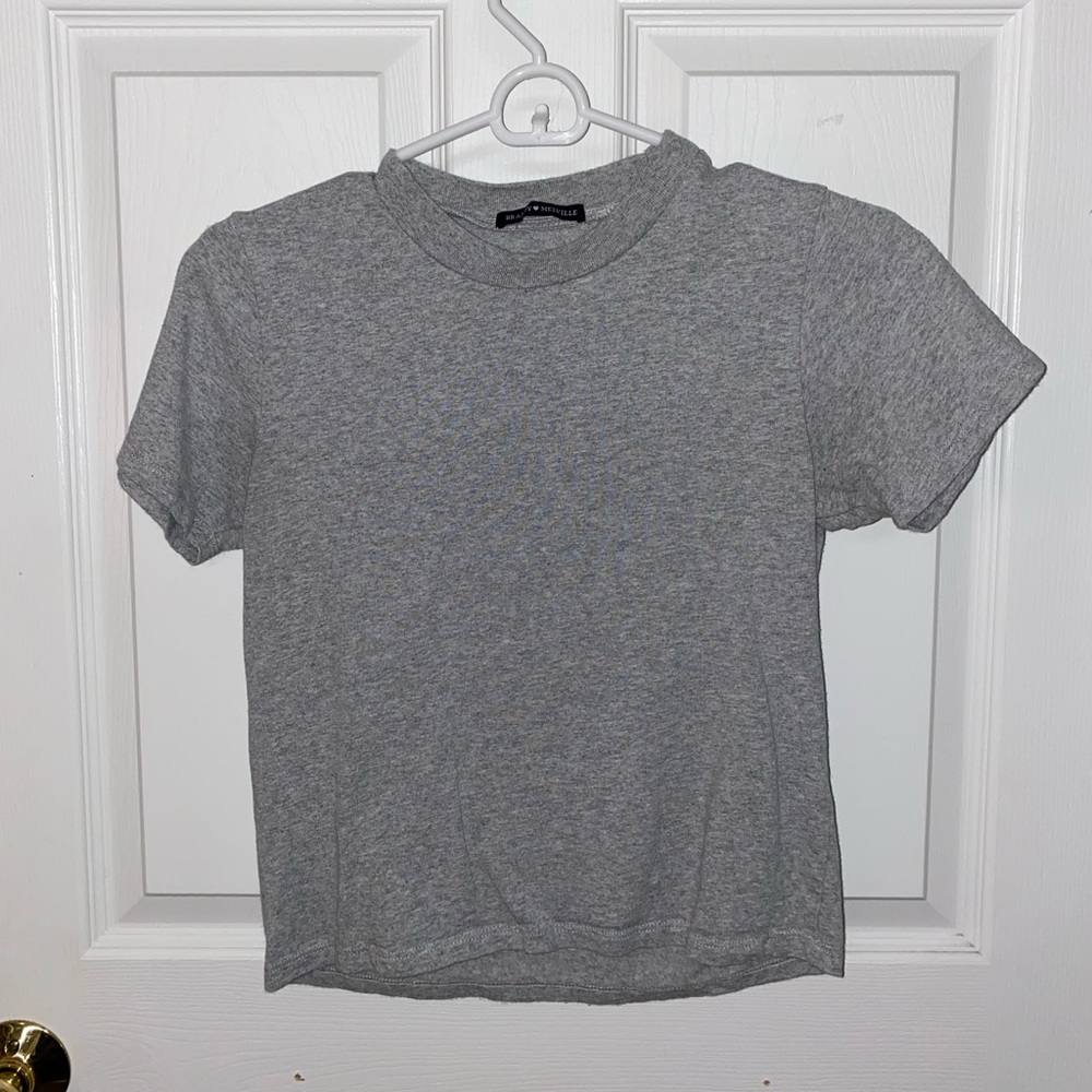 brandy melville grey crop top